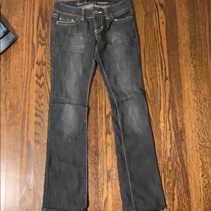 Guess Jeans: dark wash